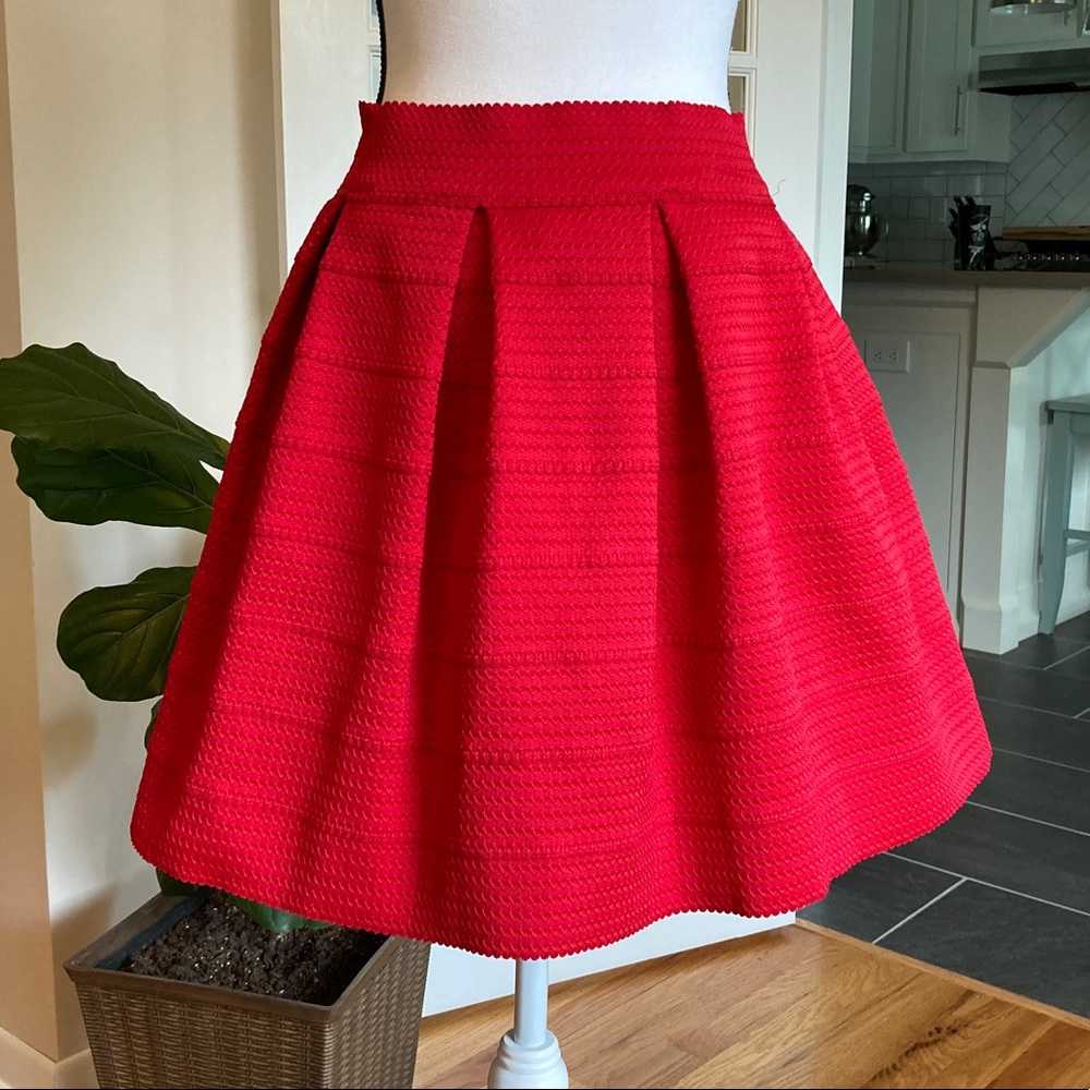 3 for $24 CUTE Express skirt ❤️